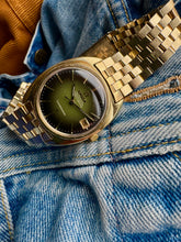 Load image into Gallery viewer, 1969 Super Rare Omega Constellation "Lacquer vignette" dial "SERVICED"