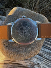 Load image into Gallery viewer, 1962 beautiful Omega Seamaster 30 *SERVICED* with warranty