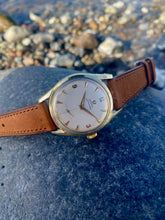 Load image into Gallery viewer, 1958 Omega Seamaster ”large size medallion” *SERVICED*