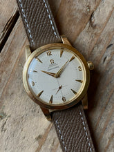 Load image into Gallery viewer, 1951 Rare Omega Seamaster (jumbo) with honeycomb-dial *SERVICED*