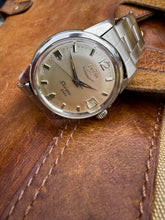Load image into Gallery viewer, 1958 Enicar Ultrasonic ”Sherpa” date 100/116 BaCNS. Serviced with 1 year warranty