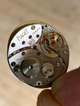 Load image into Gallery viewer, 1975 Piaget in 18k solid gold with box, cert and 18k gold Piaget buckle