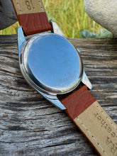 Load image into Gallery viewer, 1959 Rare Omega ”Seachero” ref. 2996 1 with big numbers