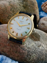 Load image into Gallery viewer, 1955 Longines Conquest original box, paper, strap and buckle *SERVICED*