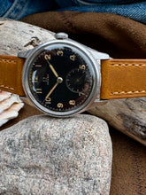 Load image into Gallery viewer, 1944 Rare and beautiful Omega Suverän (Suveran) *SERVICED* w warranty