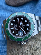 Load image into Gallery viewer, 2022 Full set Rolex submariner &quot;Starbuck&quot; in very good condition