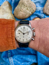 Load image into Gallery viewer, 1950&#39;s Rare Leonidas Chronograph *SERVICED* w. Warranty