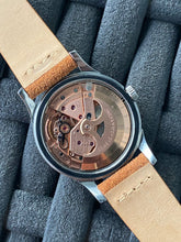 Load image into Gallery viewer, 1960 Omega Constellation Calendar with uncommon dial *SERVICED*