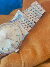 Load image into Gallery viewer, 1968 Unpolished Omega Constellation ”Pie-Pan” BoR-bracelet *SERVICED*