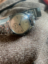 Load image into Gallery viewer, 1942 Rare Longines &quot;Bauhaus&quot;-dial EFCO with cal. 10.68z *SERVICED*