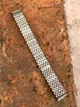 Load image into Gallery viewer, 1950&#39;s Vintage JB Champion flexi bracelet steel