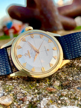 Load image into Gallery viewer, 1958 Amazing Omega Constellation Automatic Chronometer “Pie-Pan” arrowhead