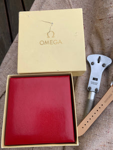 1968 Gérald Genta Omega Constellation Pie-Pan steel, "dog legs"-case and original boxes