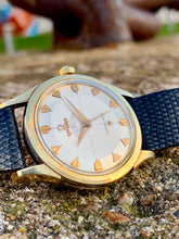 Load image into Gallery viewer, 1958 Amazing Omega Constellation Automatic Chronometer “Pie-Pan” arrowhead