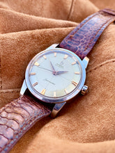 Load image into Gallery viewer, 1958 Beefy Lugs Omega automatic Seamaster