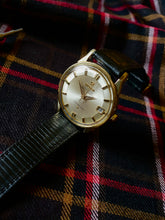 Load image into Gallery viewer, 1967 Omega Constellation ”Pie-Pan” with original strap/buckle *SERVICED*