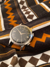 Load image into Gallery viewer, 1960&#39;s Black dial Jaeger LeCoultre ”Memovox”, ref. E855 *SERVICED*