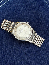 Load image into Gallery viewer, 1968 Gérald Genta Omega Constellation Pie-Pan steel, &quot;dog legs&quot;-case and original boxes
