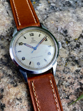 Load image into Gallery viewer, 1965 Tudor Oyster, ref. 4540. *SERVICED 2021/09*