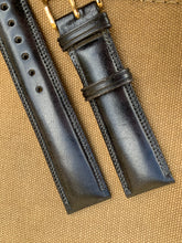 Load image into Gallery viewer, 20mm/18mm HIRSCH &quot;Ascot&quot; Traditional Chesterfiled Calfskin