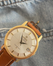 Load image into Gallery viewer, 1966 Omega Constellation ”Pie-Pan” in 18k solid gold *SERVICED*
