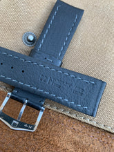 Load image into Gallery viewer, 22mm/20mm HIRSCH &quot;Lucca&quot; Tuscan Calfskin
