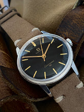 Load image into Gallery viewer, 1964 Omega Seamaster 30 with glossy gilt dial *SERVICED*