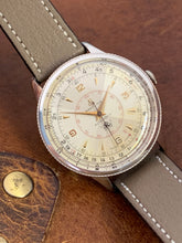 Load image into Gallery viewer, 1951 Super Rare  Breitling &quot;Chronomat&quot; Automatic twotone ref: 2508-25