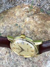 Load image into Gallery viewer, 1958 Beefy lugs Omega Automatic Seamaster Calendar. *SERVICED*
