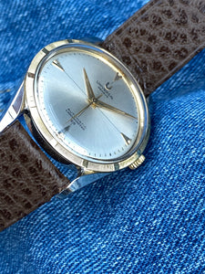 1950's Universal Genève "Chronometre" 28, recently serviced