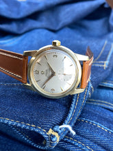 Load image into Gallery viewer, 1954 Omega Automatic Seamaster ”beefy lugs” pristine condition