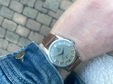 Load image into Gallery viewer, 1960 early Omega  ”Pie-Pan” with a lovely grey dial *SERVICED*
