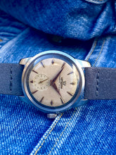 Load image into Gallery viewer, 1953/54 Lemania automatic with &quot;honeycomb dial&quot; *SERVICED*