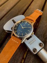 Load image into Gallery viewer, 1961 Omega Seamaster &quot;Spider web/GILT dial&quot; *SERVICED*