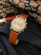 Load image into Gallery viewer, 1940&#39;s Rare Bovet chronograph with &quot;Cornes de Vache&quot;-lugs. *SERVICED*