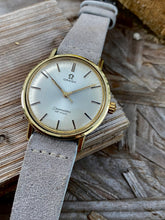 Load image into Gallery viewer, 1966 Omega Seamaster Deville *SERVICED*