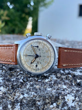 Load image into Gallery viewer, 1940’s Perfecta ”Clamshell” Chrono in amazing condition