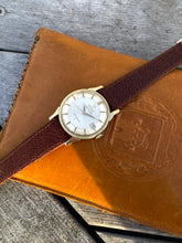Load image into Gallery viewer, 1963 Omega Constellation ”Pie-Pan” dog leg case