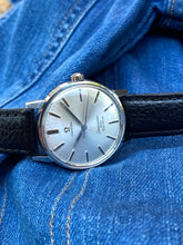 Load image into Gallery viewer, 1967 Omega Seamaster 600 Genève *SERVICED*