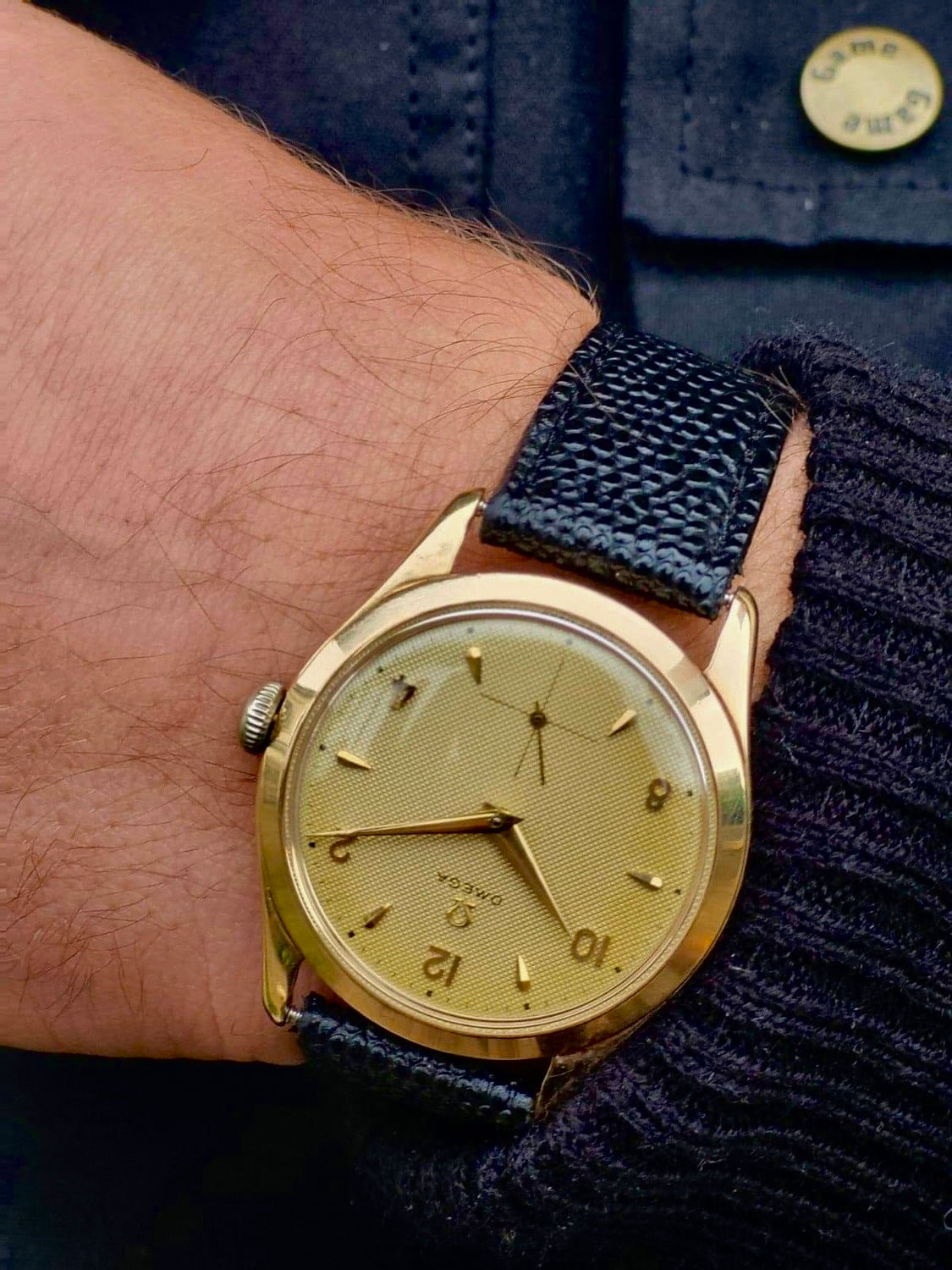 K Riare Watch 1950 Rare Omega ”honeycomb” dial in 14k gold case. 36mm. *SERVICED ...