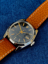 Load image into Gallery viewer, 1973 Amazing Rolex Date with black/grey dial - the perfect vintagerolex