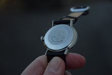 Load image into Gallery viewer, 1961 Omega Seamaster ”Linen dial”. SERVICED